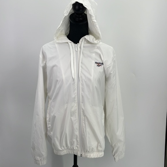 Reebok Jackets & Blazers - UEC Reebok white hooded full zipper windbreaker medium